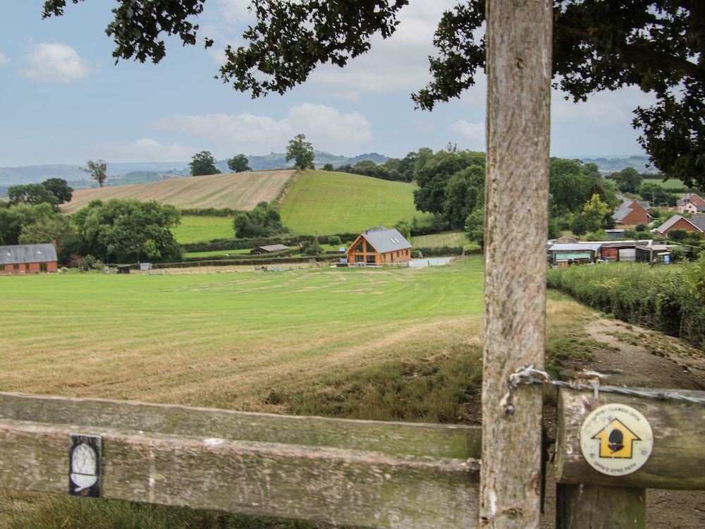 Holly Lodge