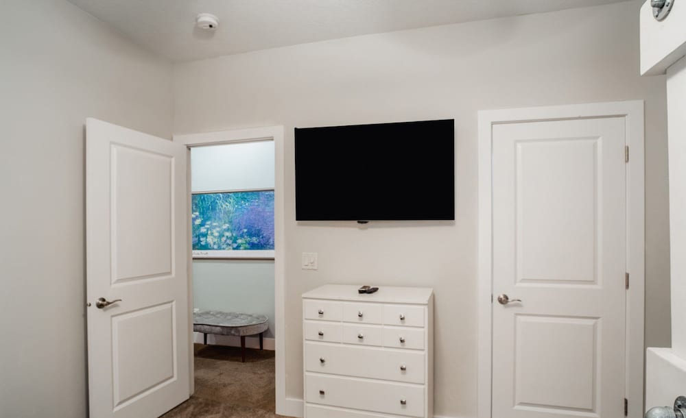 Paradise Village 3 - Grand View Estates