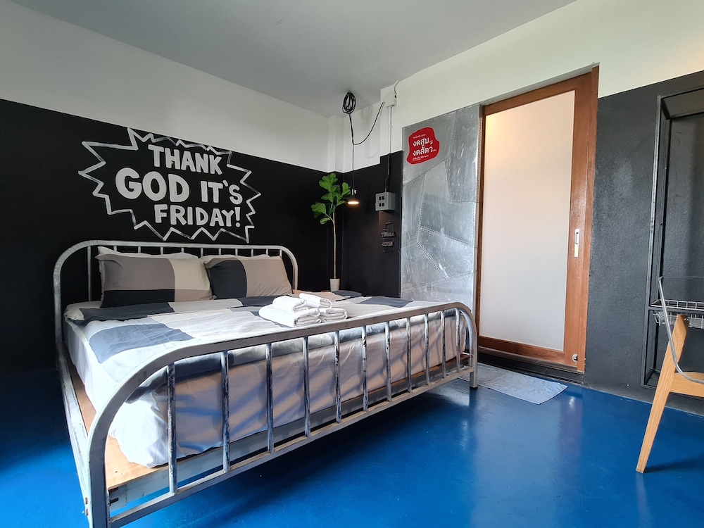 Hand Hotel