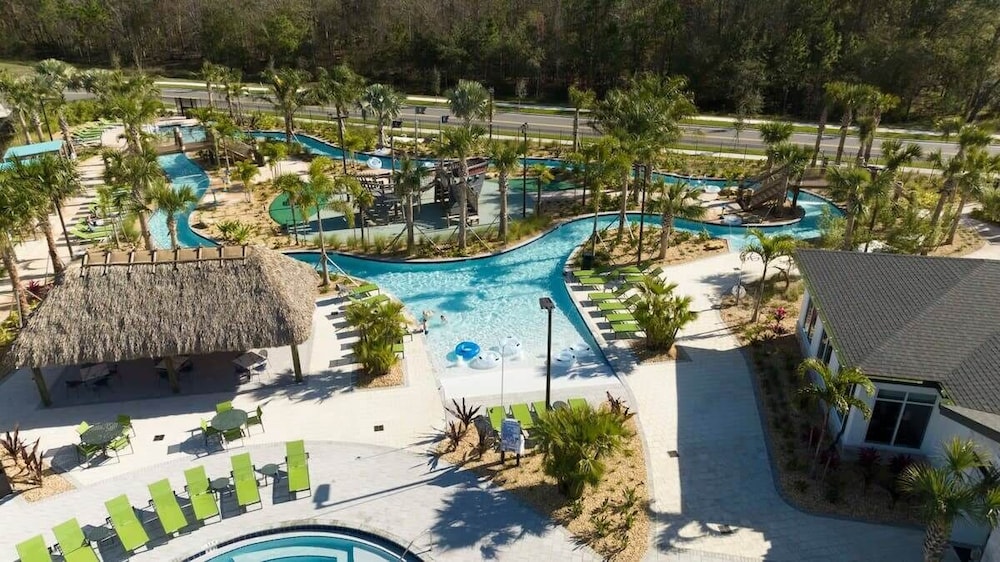Gorgeous 4 Bd w/ Pool at Storey Lake Resort 4277