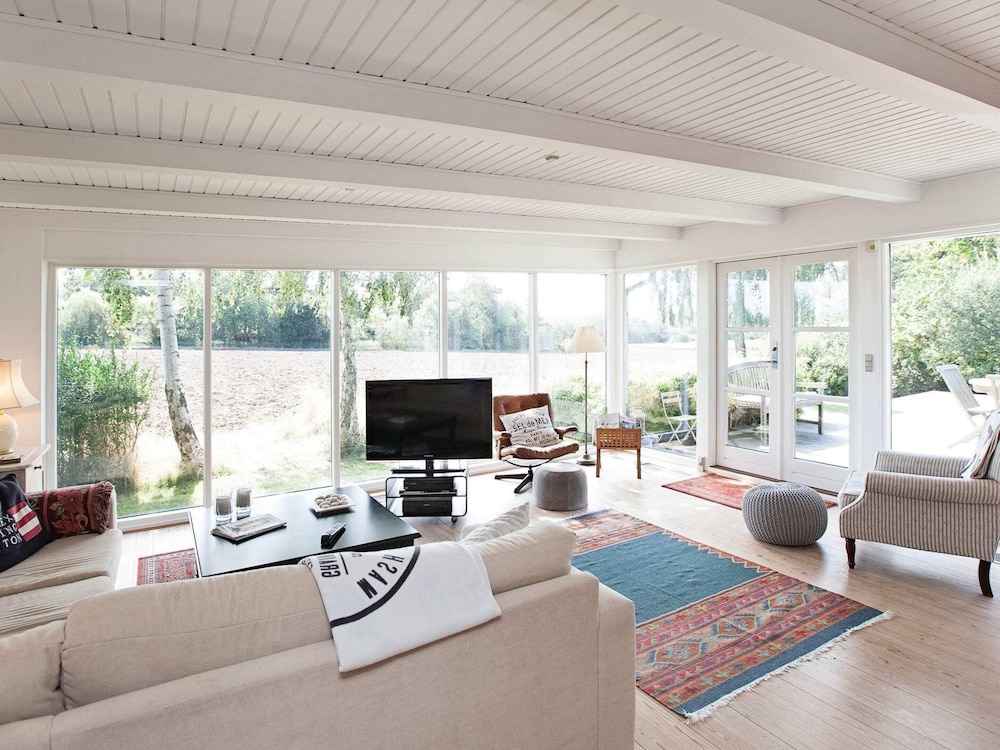 5 Person Holiday Home in Vejby-by Traum view 2
