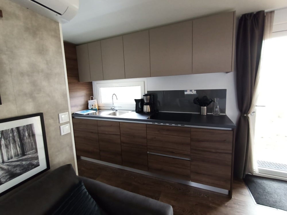 Modern Chalet With Air Conditioning view 3