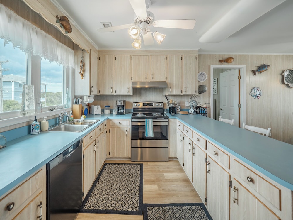 Loony Dunes by Topsail Realty