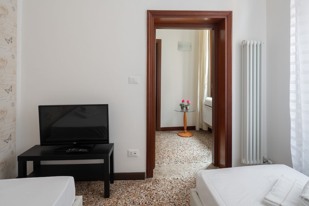 San Polo Canal View Apartments