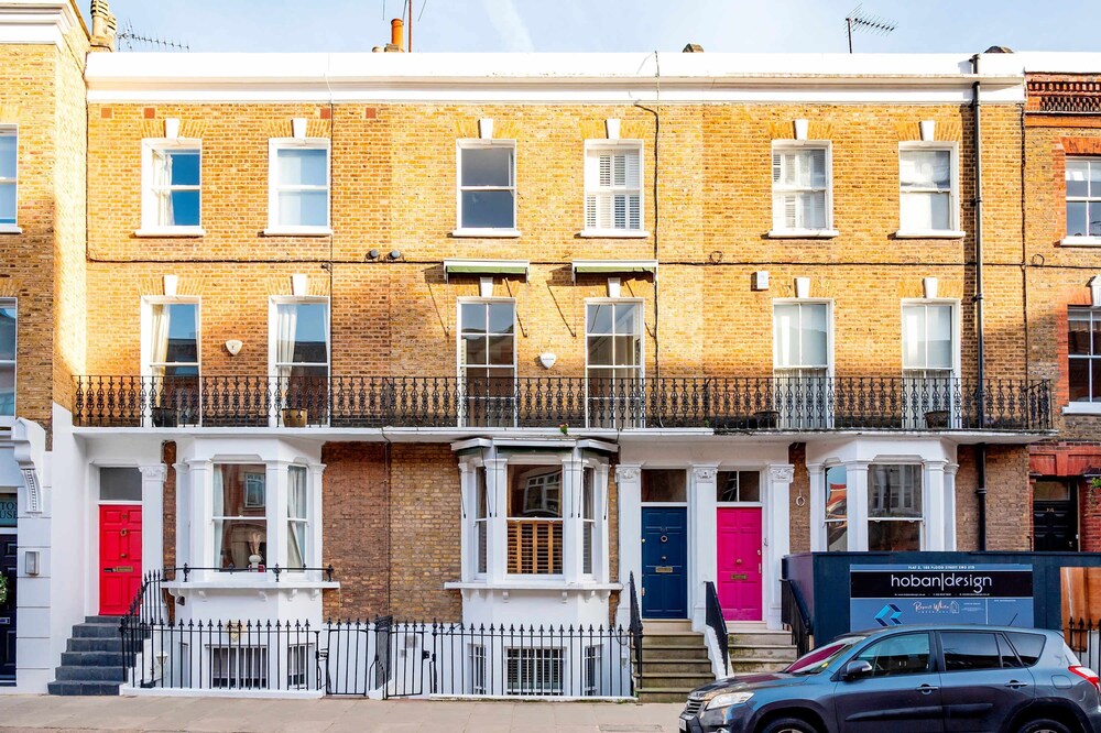 The Chelsea Flower 2 bed -by Out of Office Lifestyle
