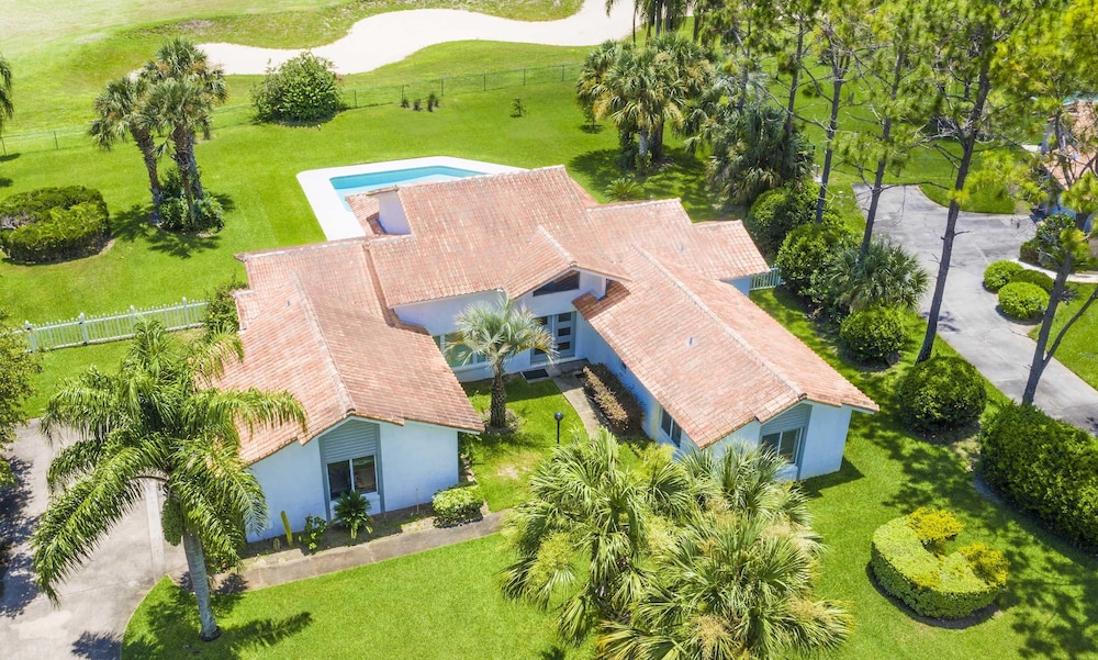 Orlando Vacations - Swiss 31 - Golf Course - Property Image 15