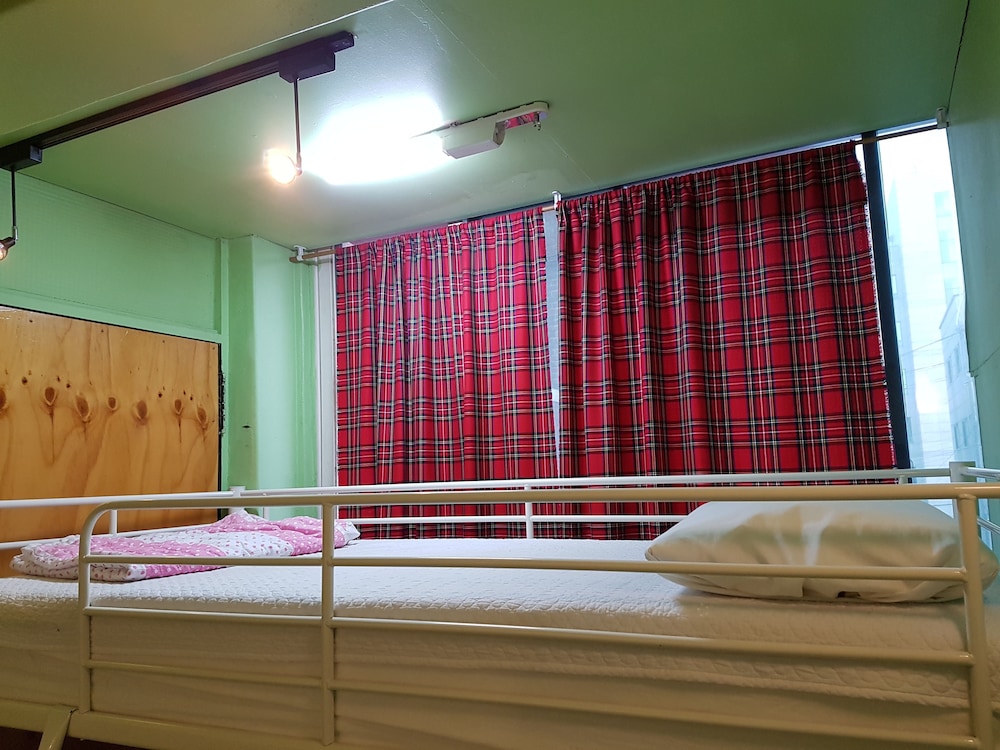 Mr.Comma Guesthouse - Hostel