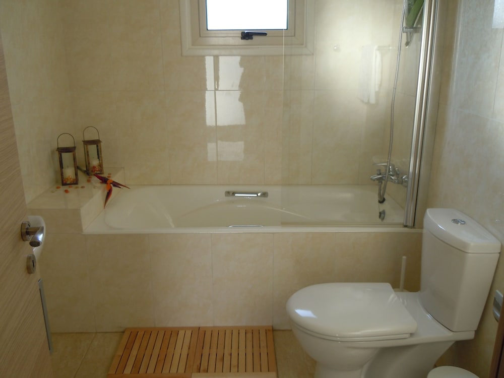 Athena Beach Villa
