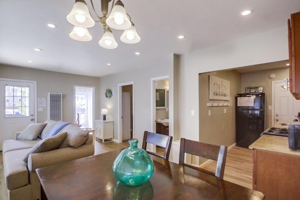 Kingston Court Cottage 726