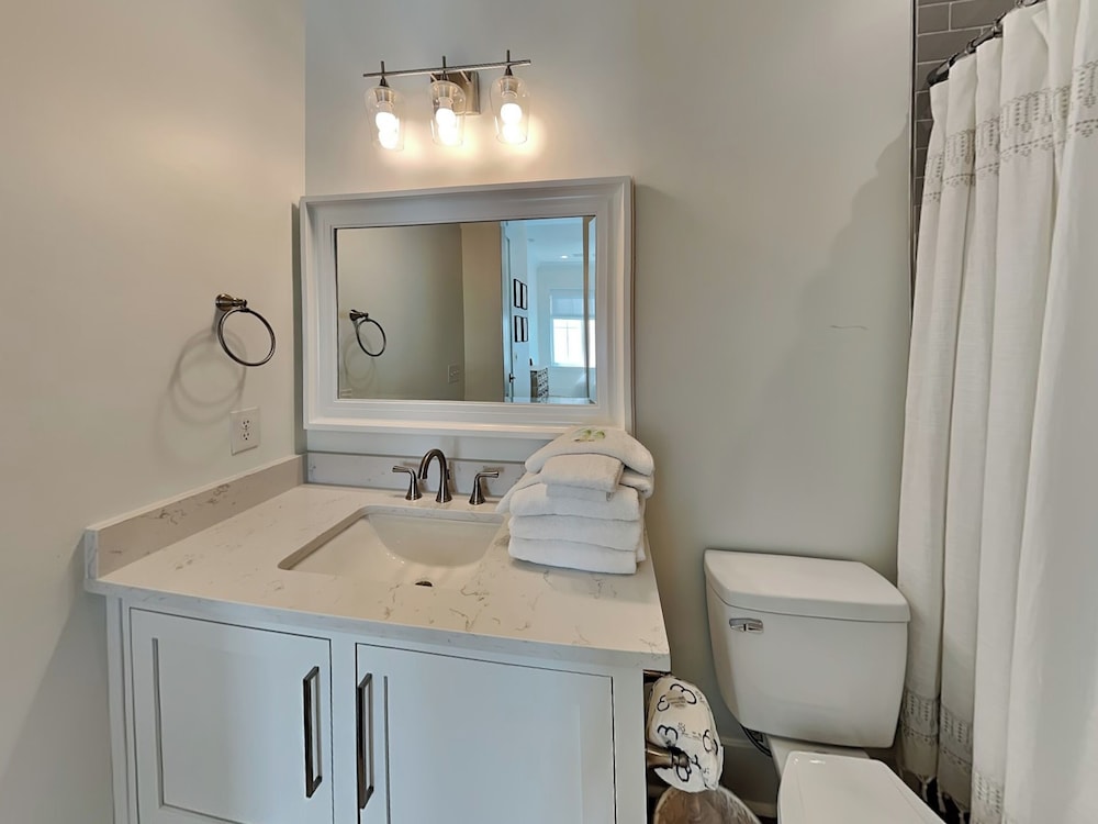 The Osprey #8 by Southern Vacation Rentals