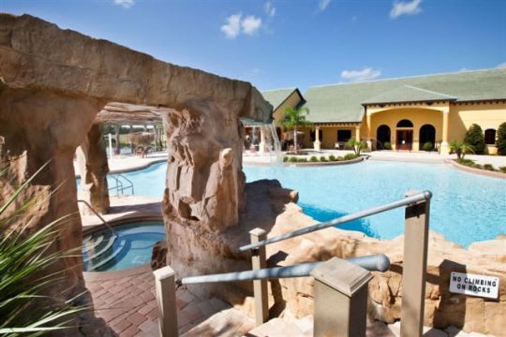 Lovely House for 10 People at Paradise