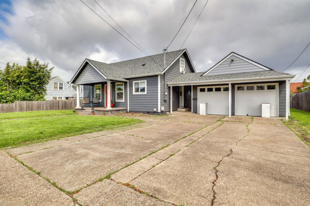 Charming Mcminnville Home - Walk to Wineries! view 4