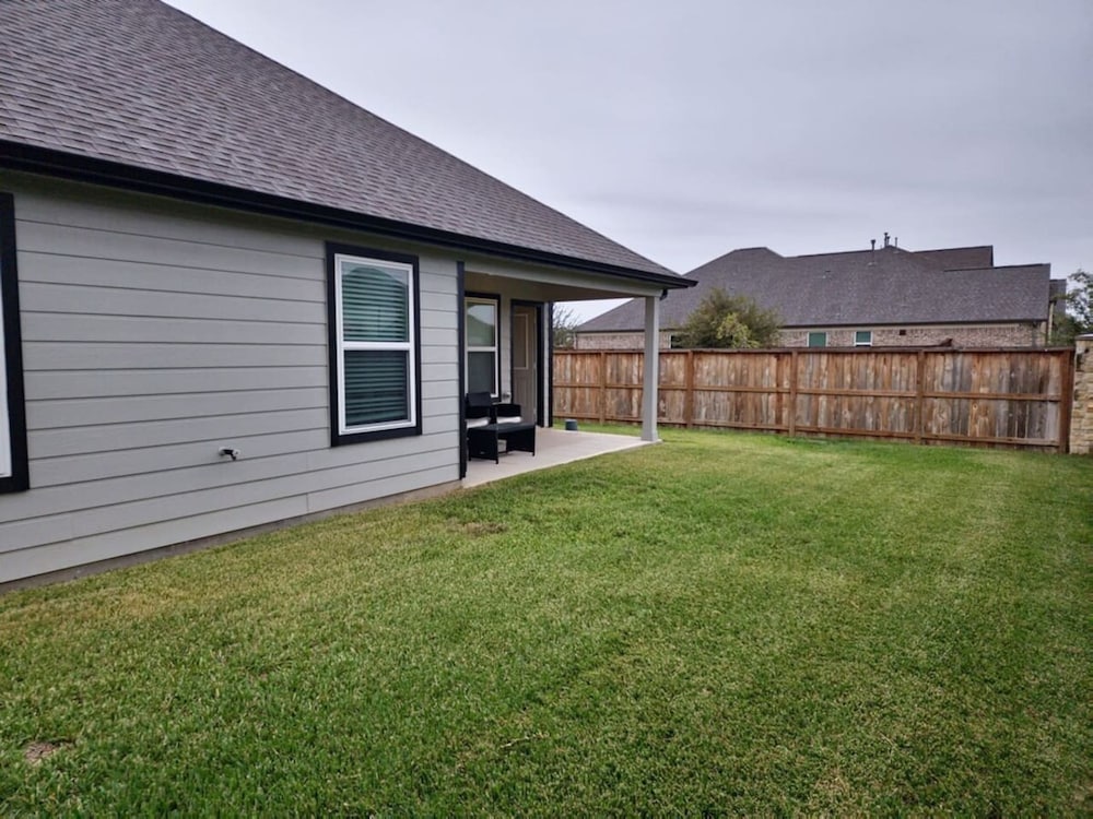 Serenity in Suburbia - Katy Tx