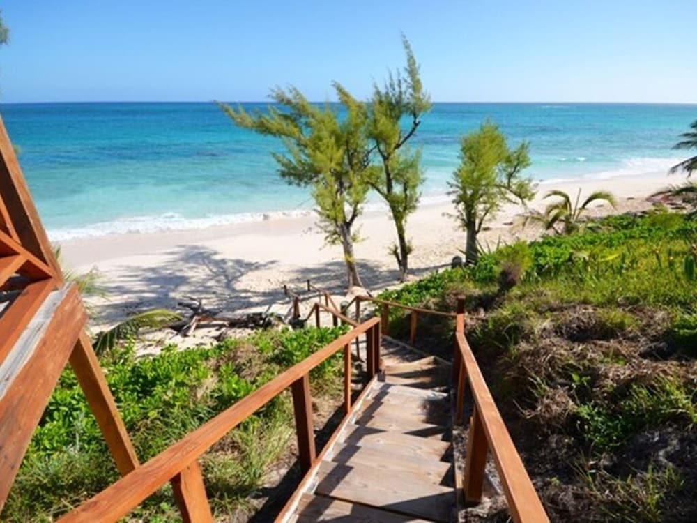 On The Dune - Beachfront Cottage With 50 Mile Ocean View, Pool 2 Bedroom Villa