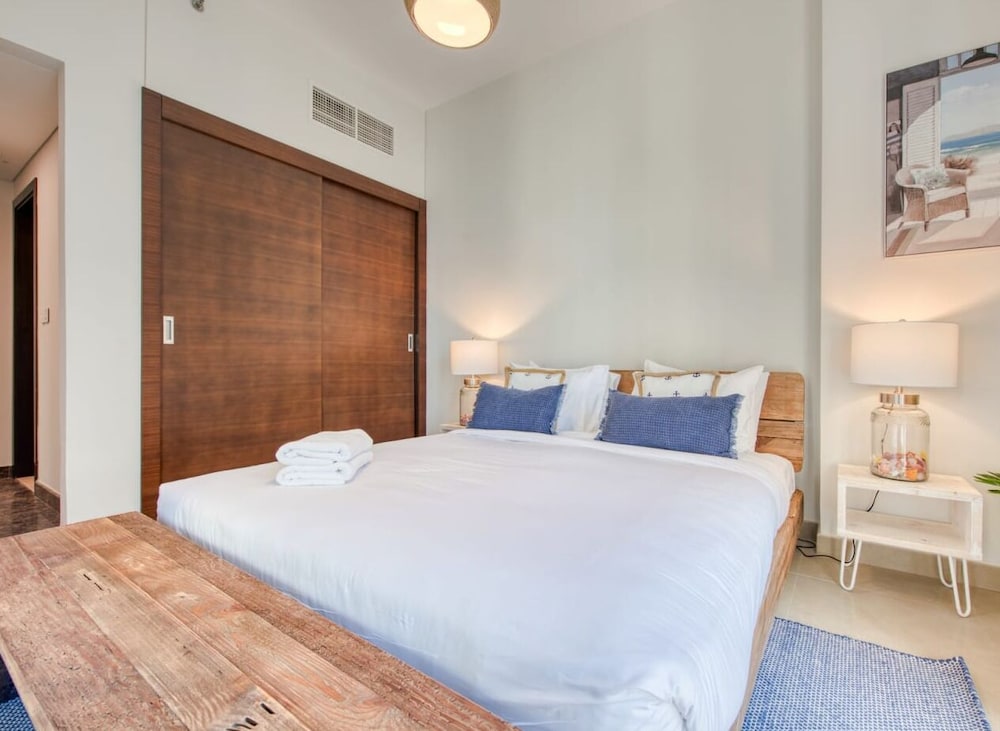 Spakle Building 2 Dubai Marina - Apartment 1007