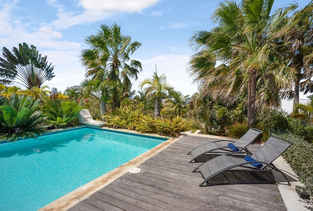 Villas Agua Dulce