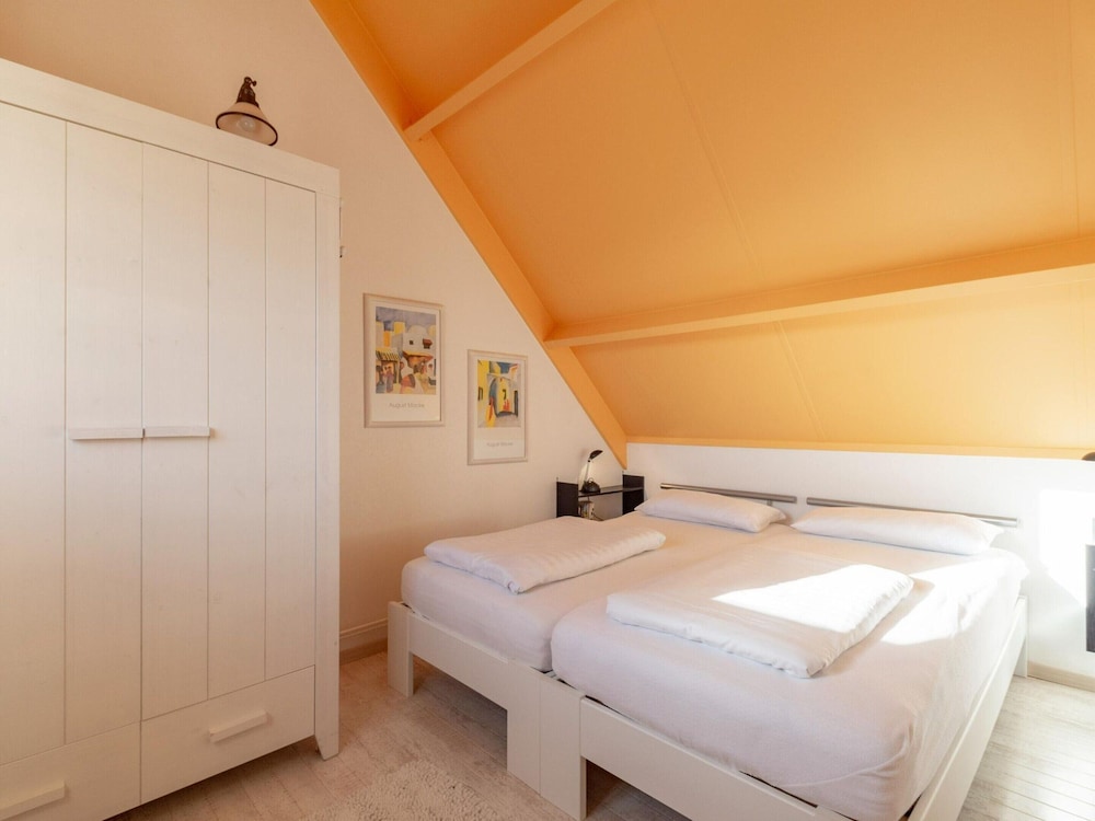 Cozy Holiday Home With Terrace view 4