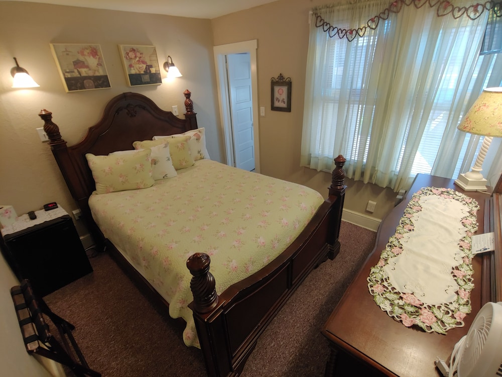 Island Guest House B&B