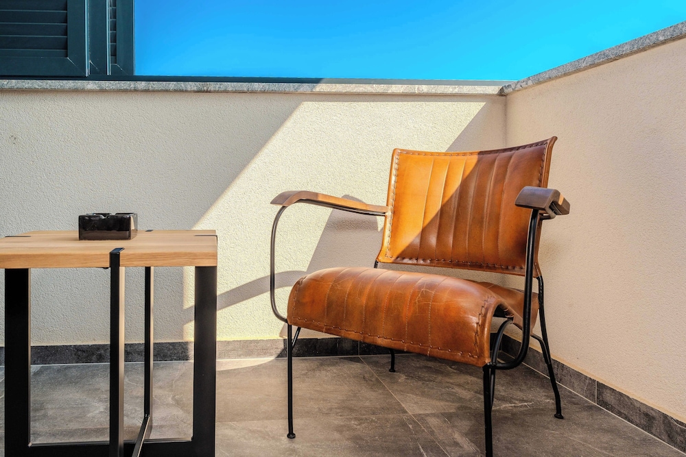 Penthouse Adela