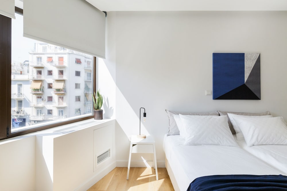 UPSTREET Spacious 2BD Apt Acropolis Museum