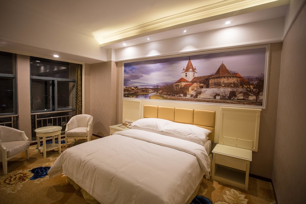 Qing Yuan Vienna Hotel - Yang Shan Branch