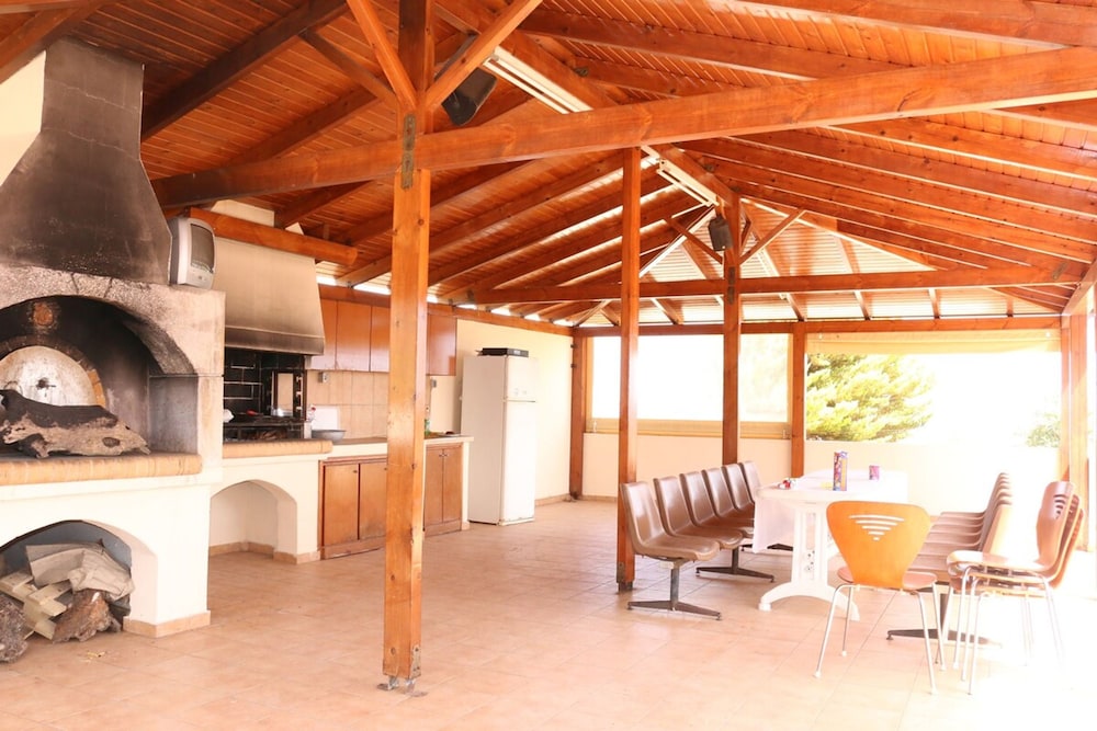 Villa Angelika Two-storey House With Pool for 7