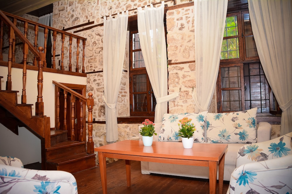 Villa Verde - Special Class