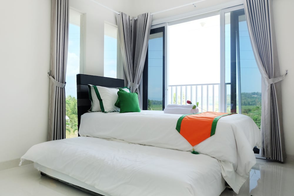 Villa Jogja Grand Bale with Private Pool by Simply Homy view 5