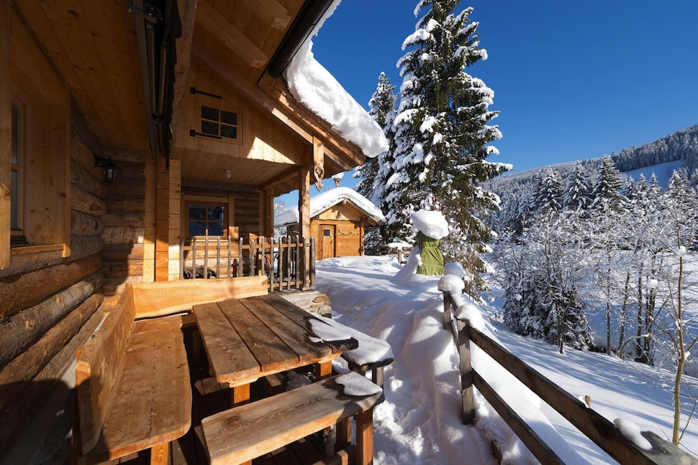 Chalet in St. Martin With Sauna & Mountain Views