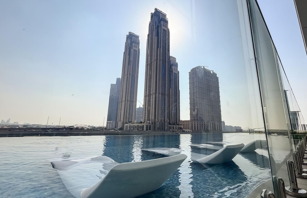 Exclusive 1BR Urban Oasis Canal