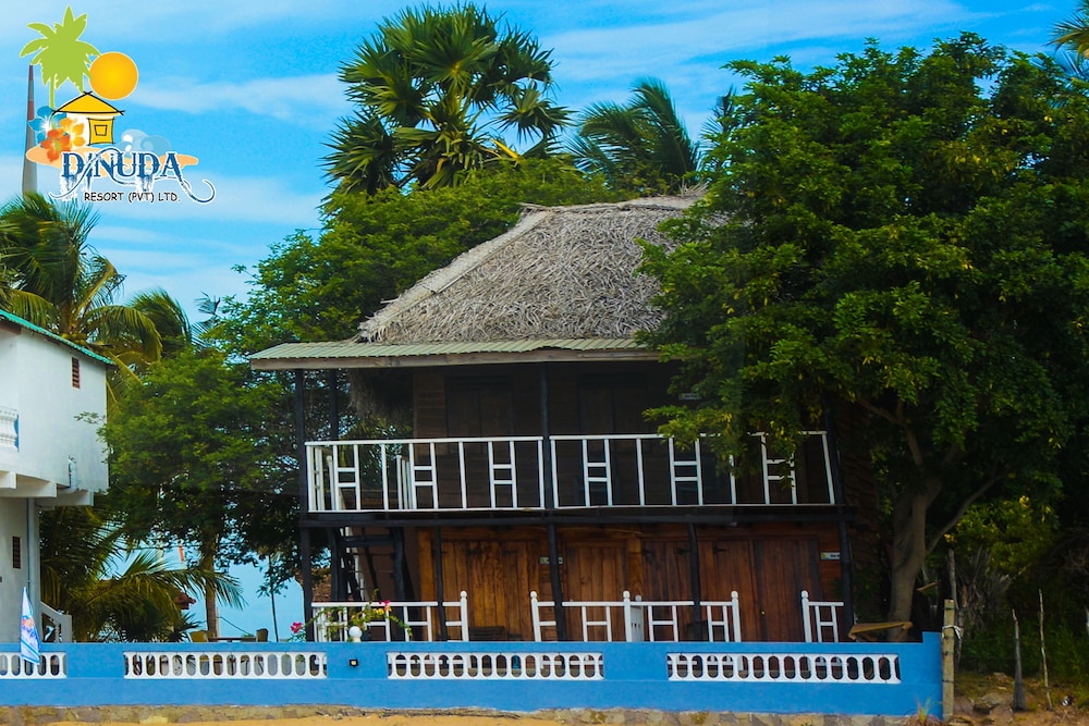 Dinuda Resort