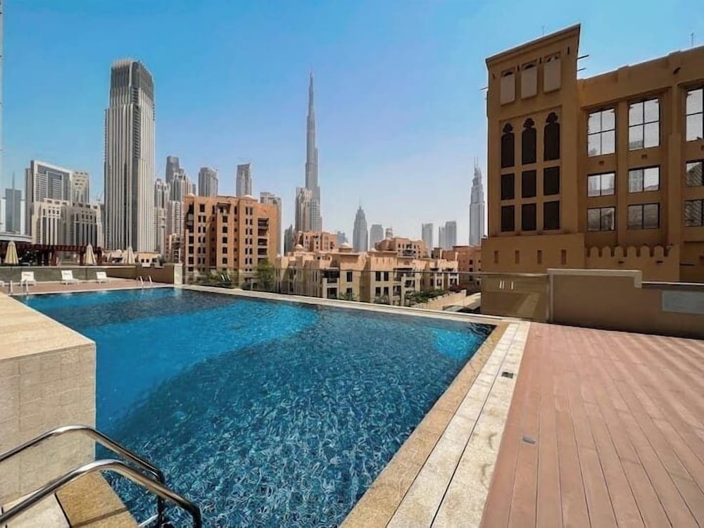 Vogue Bellevue Walk to Burj - Dubai Mall