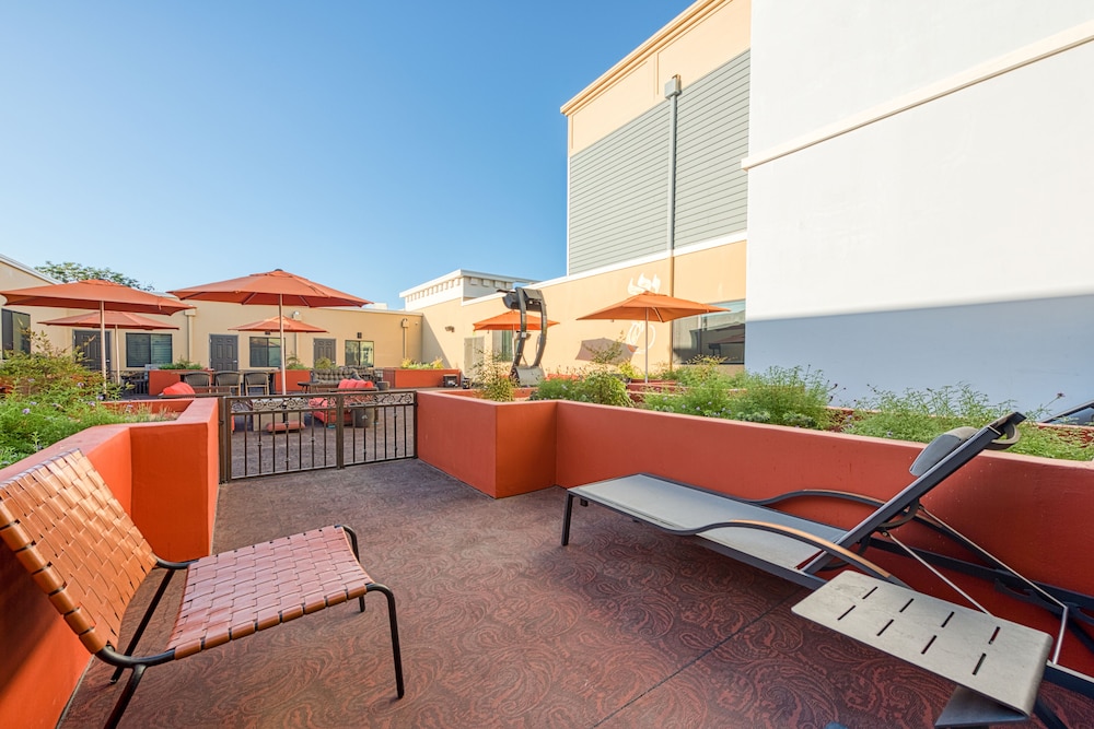Hotel Lexen - Newhall - Property Image 9