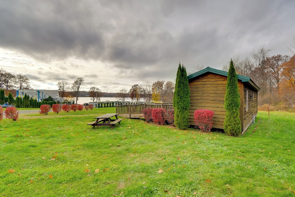 Bayfront Cabin w/ Docks & Access to Lake Ontario!