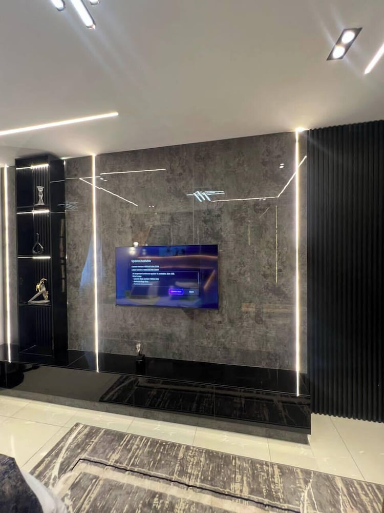 Maivan Luxury Apartment