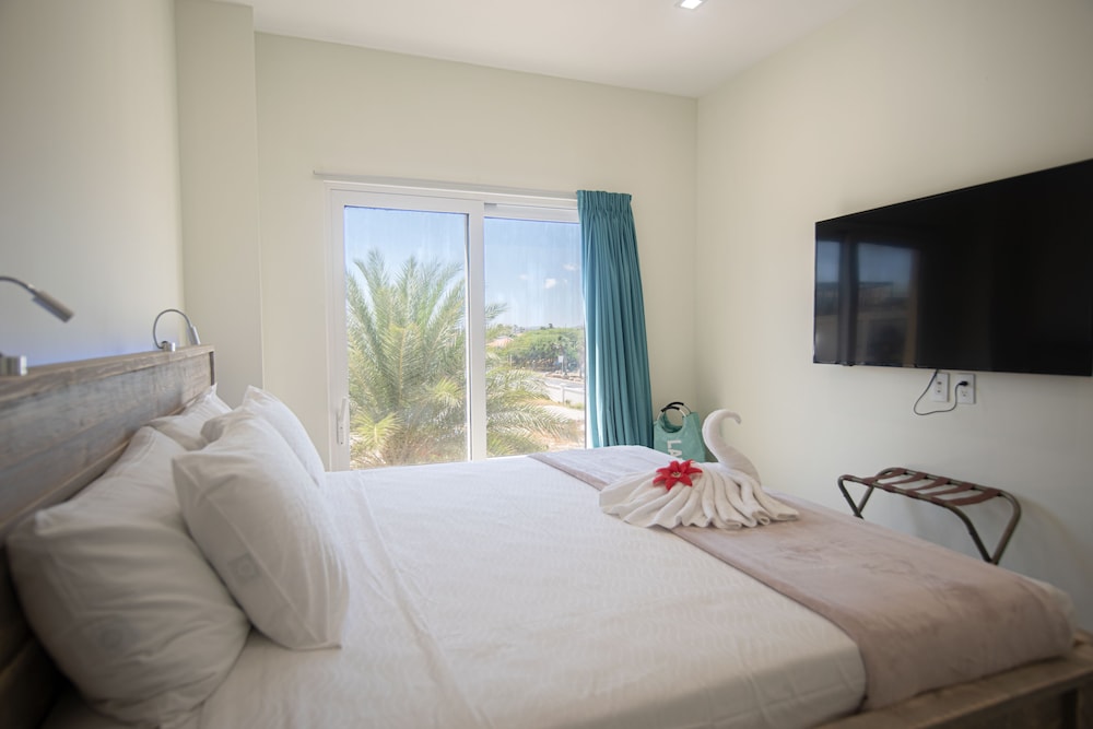 The Cove - Condo Hotel - Perfect Location