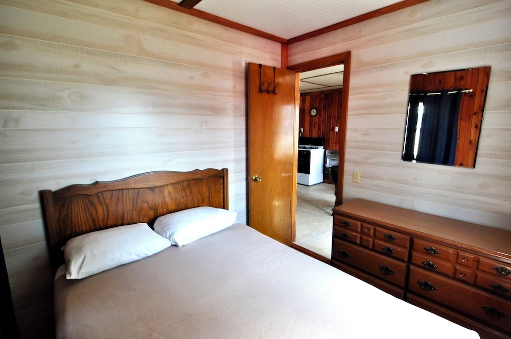 Silver Sands Hotel & Resort