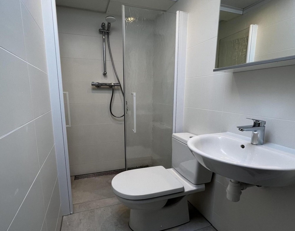 Pet-friendly Bungalow Near Beach