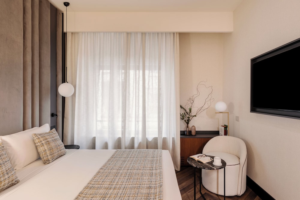 LUMERA STAY - Brera