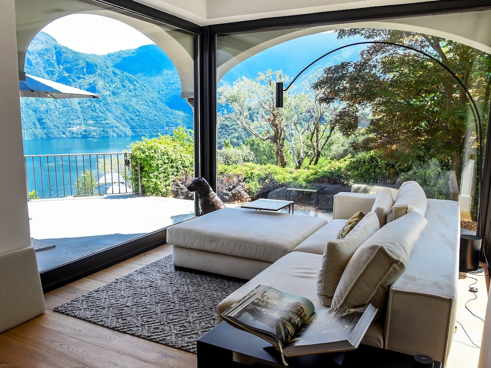 Carefree Retreat With Panoramic Views of Lake Como