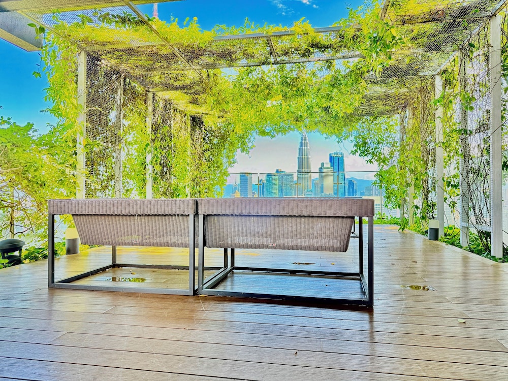 Ceylonz Suites KLCC by Green Orchid