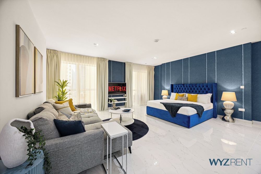 Beachfront Studio JBR Walk Murjan 2