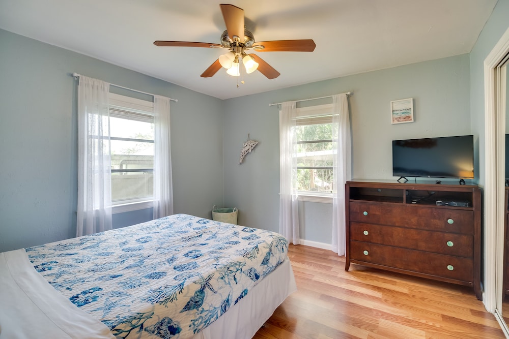 Cozy Cocoa Home - Walk to River & Historic Village view 4