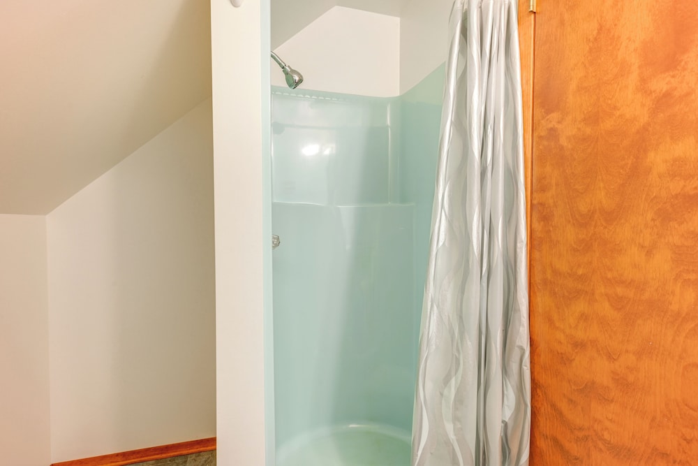 Walk to Beach: Pet-friendly Caseville Cabin