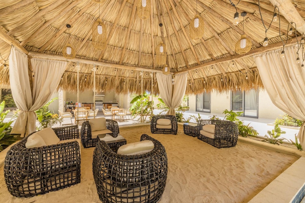 Sea View Exclusive Penthouse Outdoor Dining 3BR