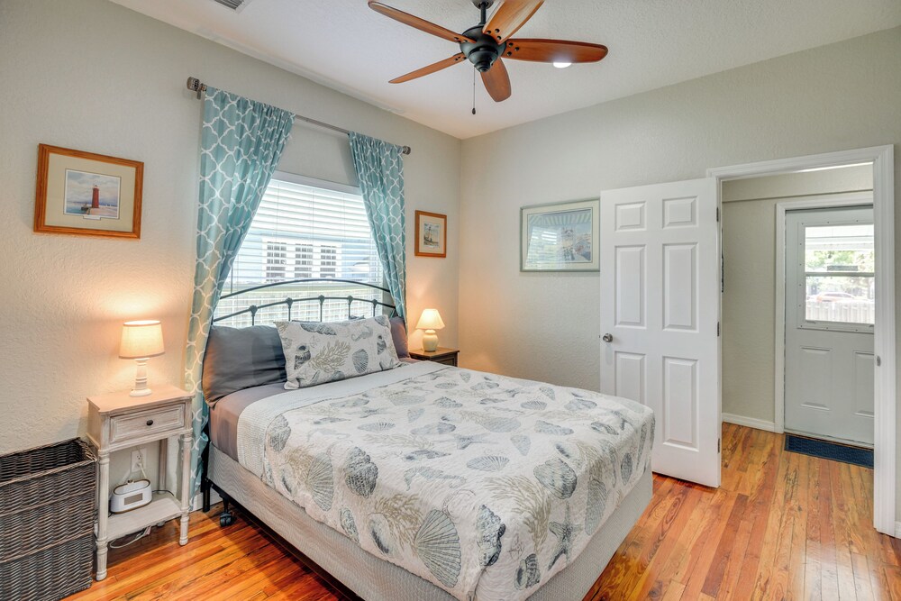 2 Blocks to Canal St: New Smyrna Beach Home