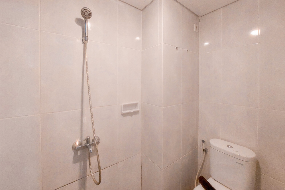 Cozy and Minimalist Studio Apartment Serpong Garden