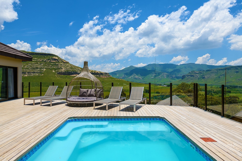 Kiara Lodge