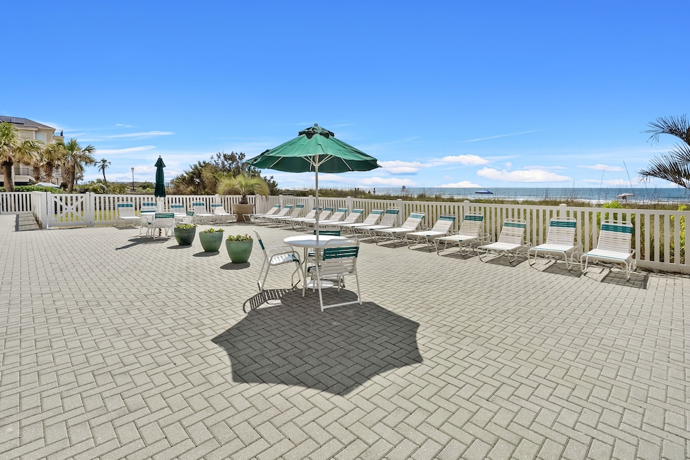 Ocean Bay Club 909 by RedAwning