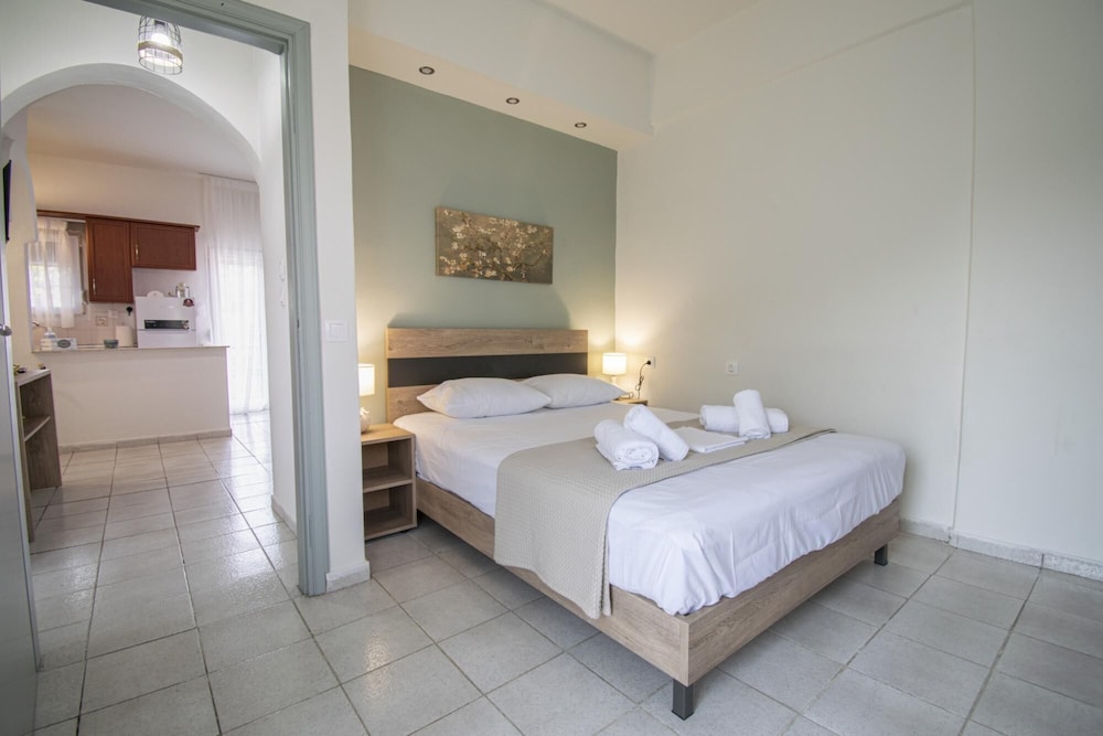 Forest View Apartment 1 by Travel Pro Services view 5